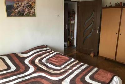 Ap 2 cam , zona Girocului, - 4
