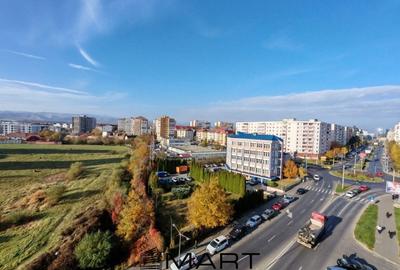 Apartament 3 camere decomandat , 2 bai si 2 balcoane M Viteazu