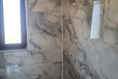 Casă cu Teren 415 Mp în Noua