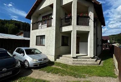 CASA DE VANZARE ZONA MONTANA - 8