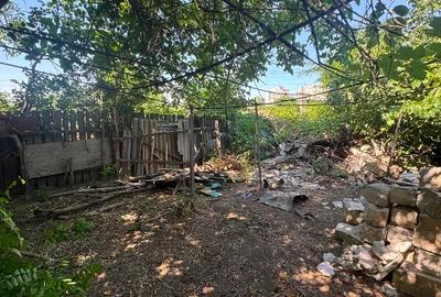 Casa demolabila cu teren 300m, deschidere 15,3m