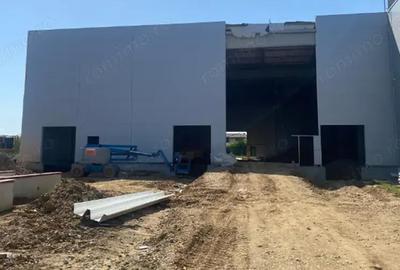 Spațiu comercial, de 2,150 mp, în Central