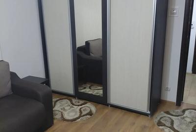 Inchiriez garsoniera - 4