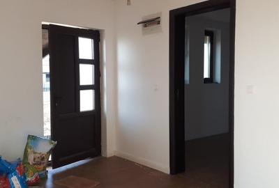 Casa Parter 98 mp, zona Crevedia (Buftea) Apartament la curte - 3