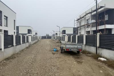Casă cu 4 camere în Central - 1