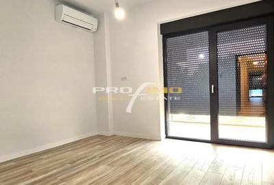 Apartament cu 3 camere decomandat în Mamaia - 14