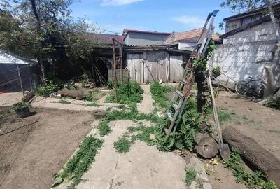 Casă cu 2 camere cu Canalizare în Brătianu - 4