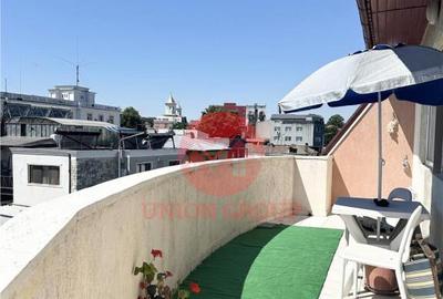 Casă cu 9 camere cu Canalizare în Faleza Nord - 8