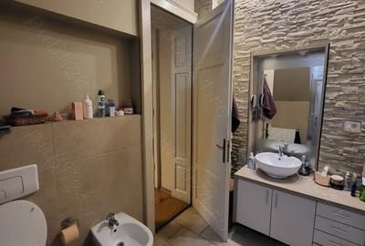 Apartament cu 3 camere semidecomandat în Favorit - 16