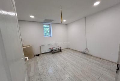Bocsa Montana, Casa cu Teren si Garaj - 11