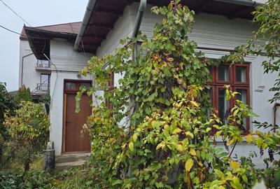 CASĂ DE VÂNZARE CU 3 CAMERE IN ZONA BUCUREȘTI-NOI -PARCUL BAZILESCU SEC.1 - 4