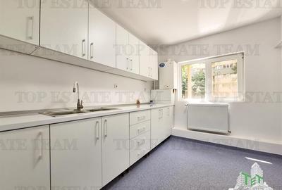 Apartament cu 3 camere decomandat, mobilat în Central - 6