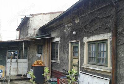 Casă cu 3 camere cu Canalizare în Central - 3