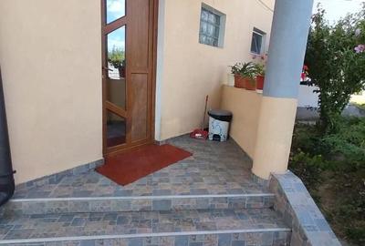 Apartament cu 3 camere decomandat în Central - 3