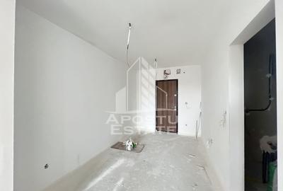 DE VANZARE Apartament 2 camere Zona Torontalului - pozitie excelenta - 3
