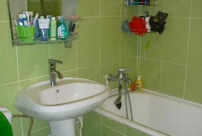 Apartament cu 3 camere decomandat în Fetești-Gară - 2