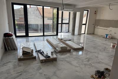 Apartament cu 2 camere decomandat în Central - 2