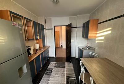 Apartament cu 3 camere semidecomandat, mobilat în Berceni - 6