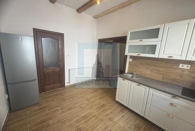 Casă individuală cu 2 camere cu Canalizare în Schei - 7