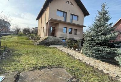 Casa individuala 201 mp utili, 1400 teren, Dezmir - 2