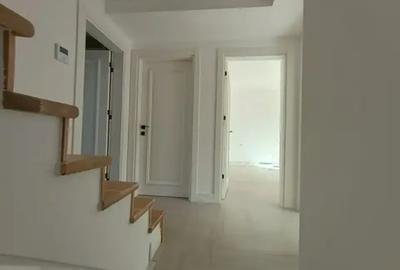 Vilă 5 camere  curte și parcare – 1 Decembrie - 22