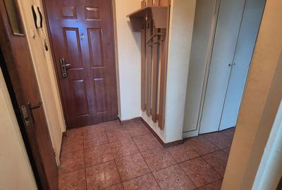 Apartament cu 3 camere semidecomandat în Titan - 4