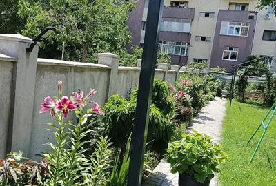 Casă cu Teren 450 Mp în Central - 1