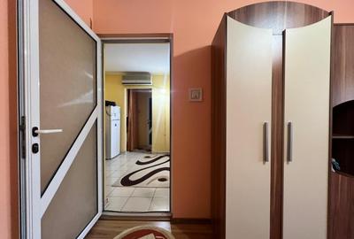 Apartament cu 2 camere decomandat în Tomis III - 3