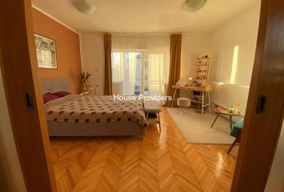 Casă cu 7 camere cu Canalizare în Domenii - 10