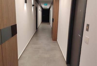 Apartament cu 2 camere decomandat în Tractorul - 19