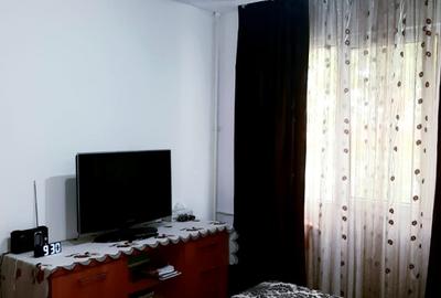 Apartament cu 4 camere decomandat, mobilat în Rahova - 3