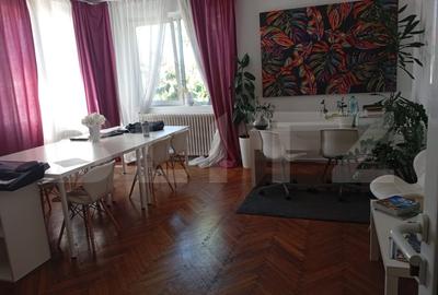 Apartament de vanzare in vila, cu 5 camere, 150 mp, zona Andrei Muresanu - 3