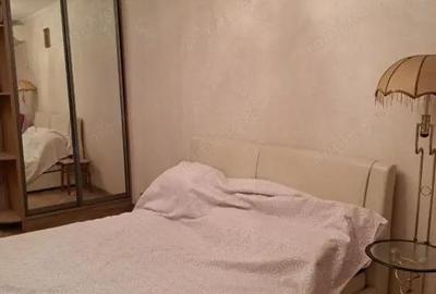 Garsonieră decomandată în Gara de Nord