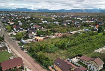 Teren intravilan - 12