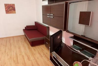 1 camerea in zona Olimpia-Stadion - 2