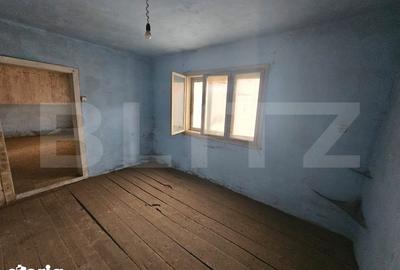 Casă cu 3 camere cu Teren 642 Mp în Central - 1