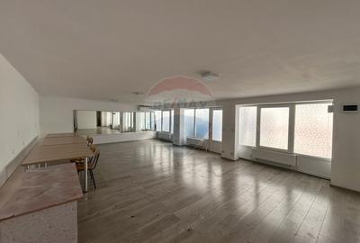 Spatiu comercial de 90mp de inchiriat in zona Ultracentral