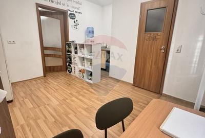 Spatiu comercial de 32mp de inchiriat in zona Lupeni - 3
