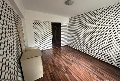 Apartament de vanzare 4 camere - 3