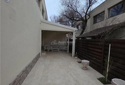 Casă cu 4 camere cu Canalizare în 1 Decembrie - 3