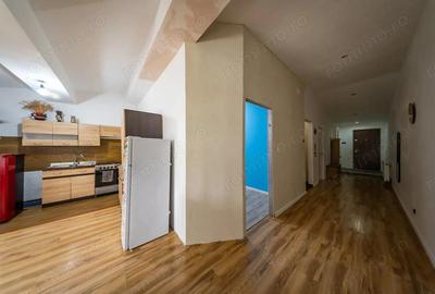 Oferta casa de vanzare in Cartierul Verde - 6