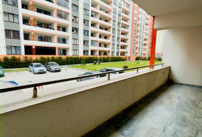 Apartament cu 3 camere de inchiriat in zona Tractorul la Isaran nemobilat,parter - 3