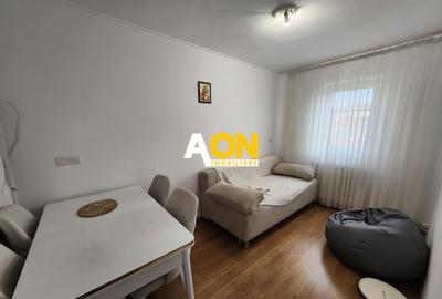 Apartament cu 3 camere decomandat, mobilat în Cetate