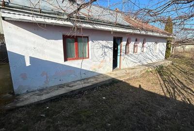 Casă cu 4 camere cu Teren 1045 Mp în Central - 9