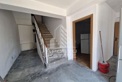 Casa individuala- Spatiu comercial cu 6 camere,280 mp,Zona Dragasani - 9
