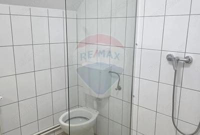 Spațiu comercial, de 180 mp, în Central - 1