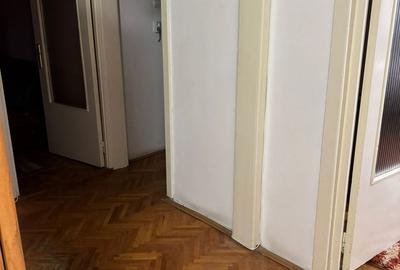 Apartament cu 3 camere decomandat, mobilat în Girocului - 4