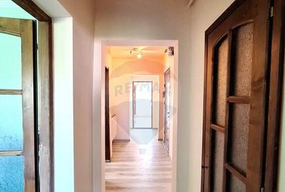 Apartament cu 3 camere de vanzare in zona Pod - 7