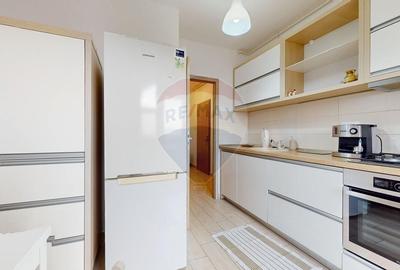 Apartament cu 2 camere decomandat, mobilat în Tractorul - 15