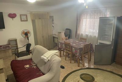 Casă cu 2 camere cu Teren 40 Mp în Central - 1